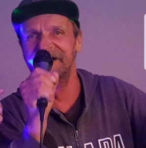 Meet your Posher, Johnny